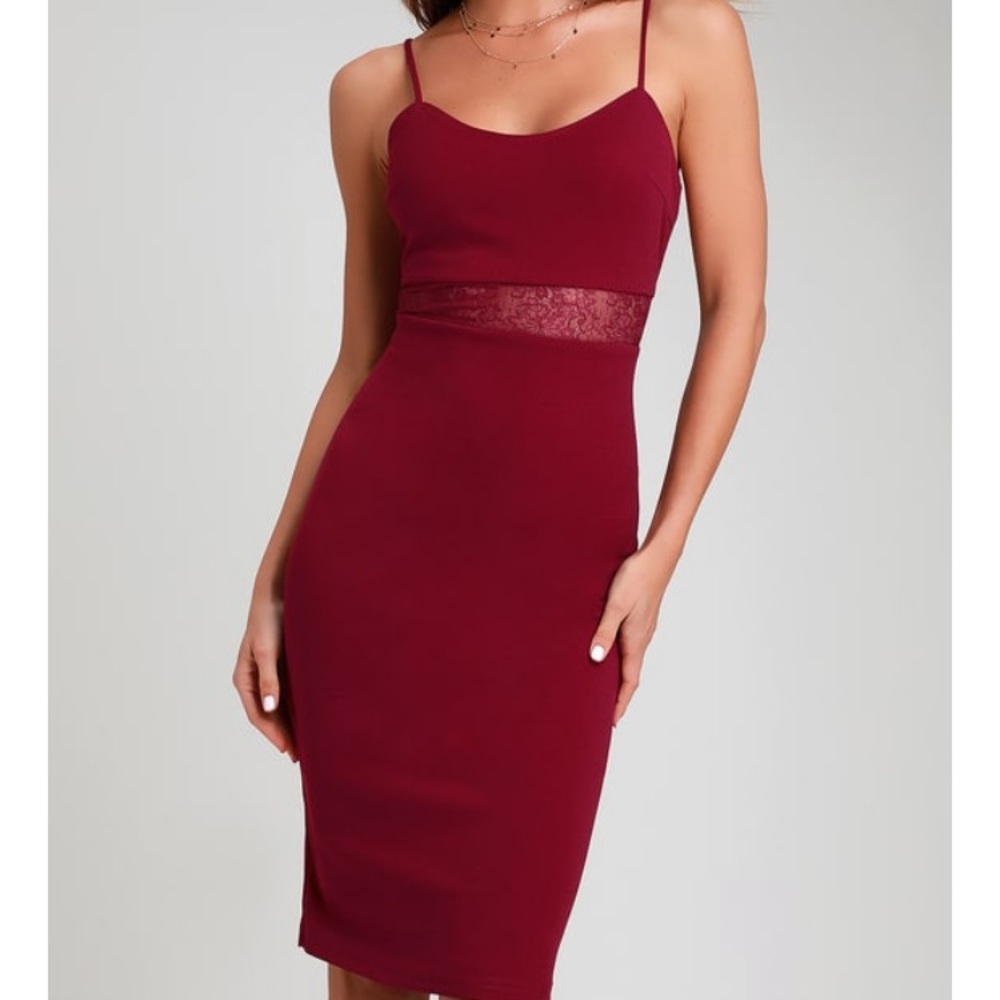 Lulus midi burgundy body con dress